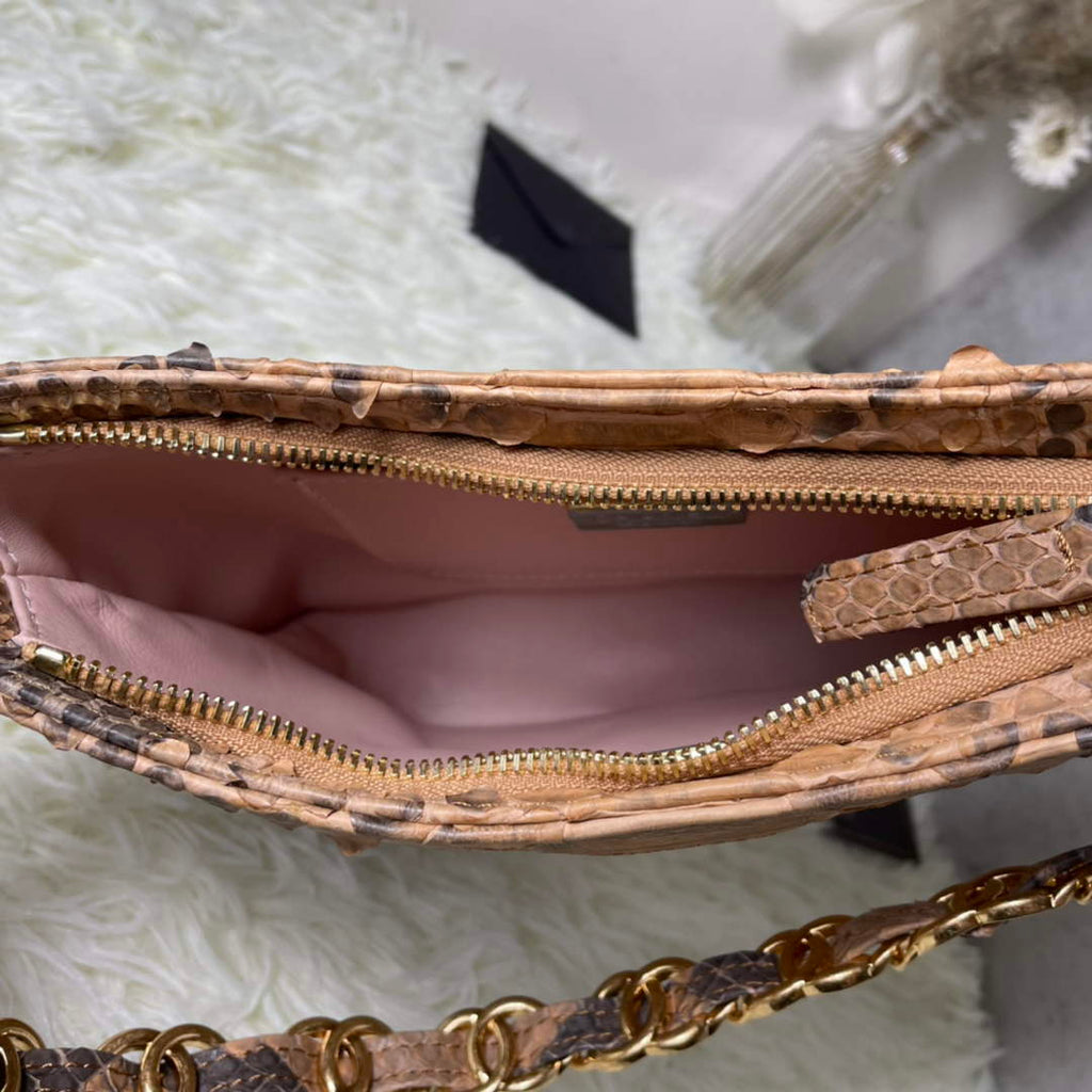 Chanel AS3562 Hobo Handbag Snake & Gold-Tone Metal Beige