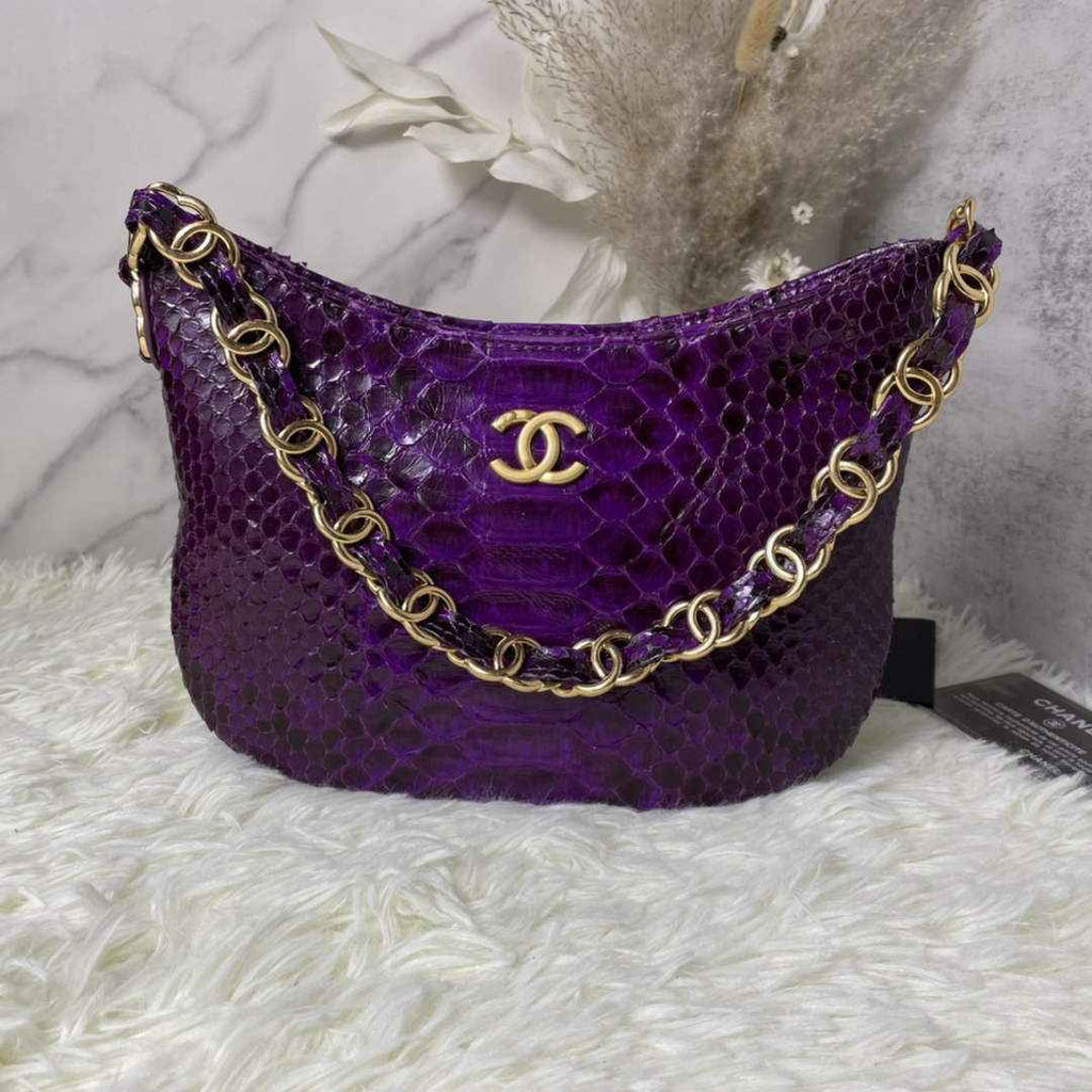 Chanel AS3562 Hobo Handbag Snake & Gold-Tone Metal Purple