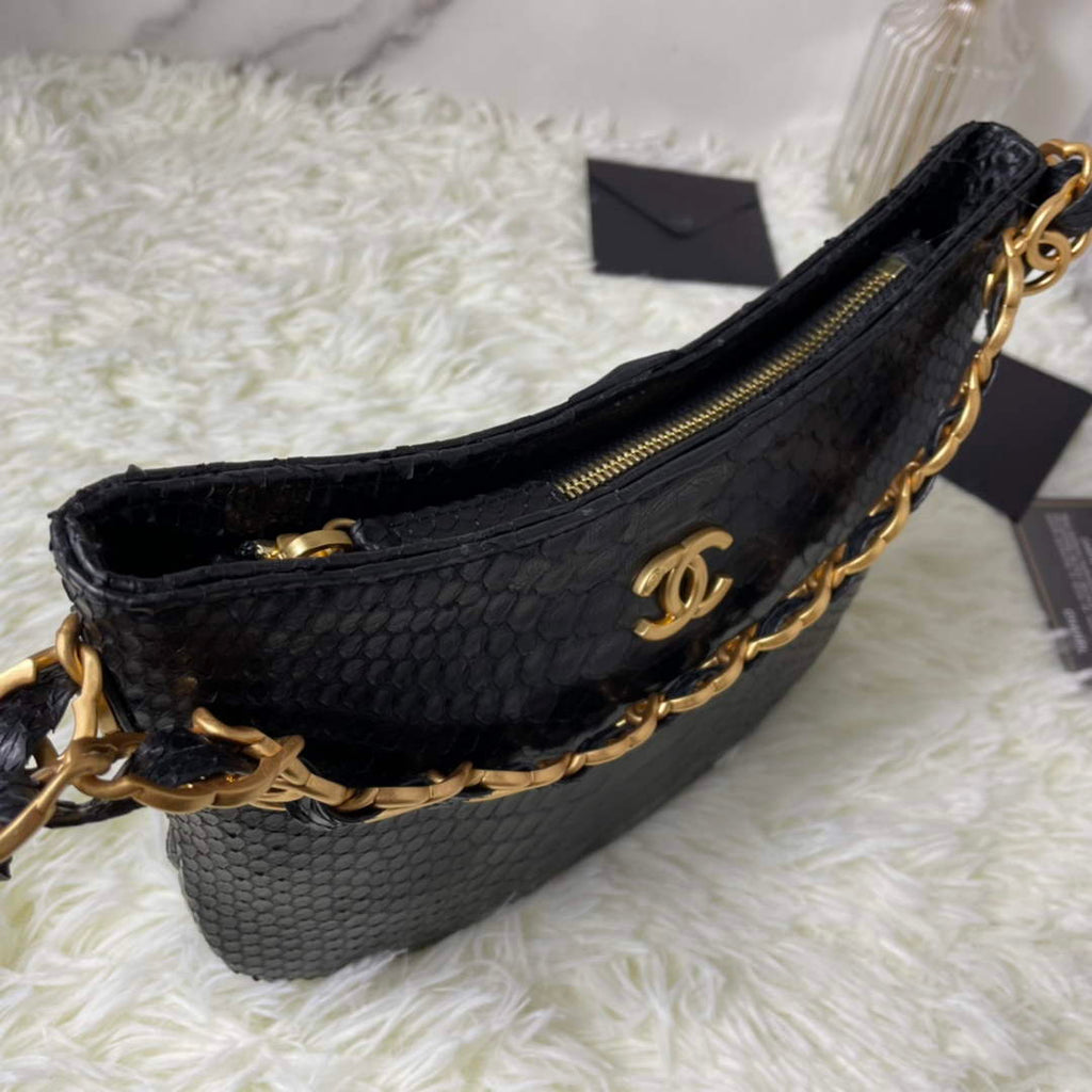 Chanel AS3562 Hobo Handbag Snake & Gold-Tone Metal Black
