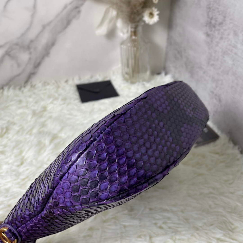 Chanel AS3562 Hobo Handbag Snake & Gold-Tone Metal Purple