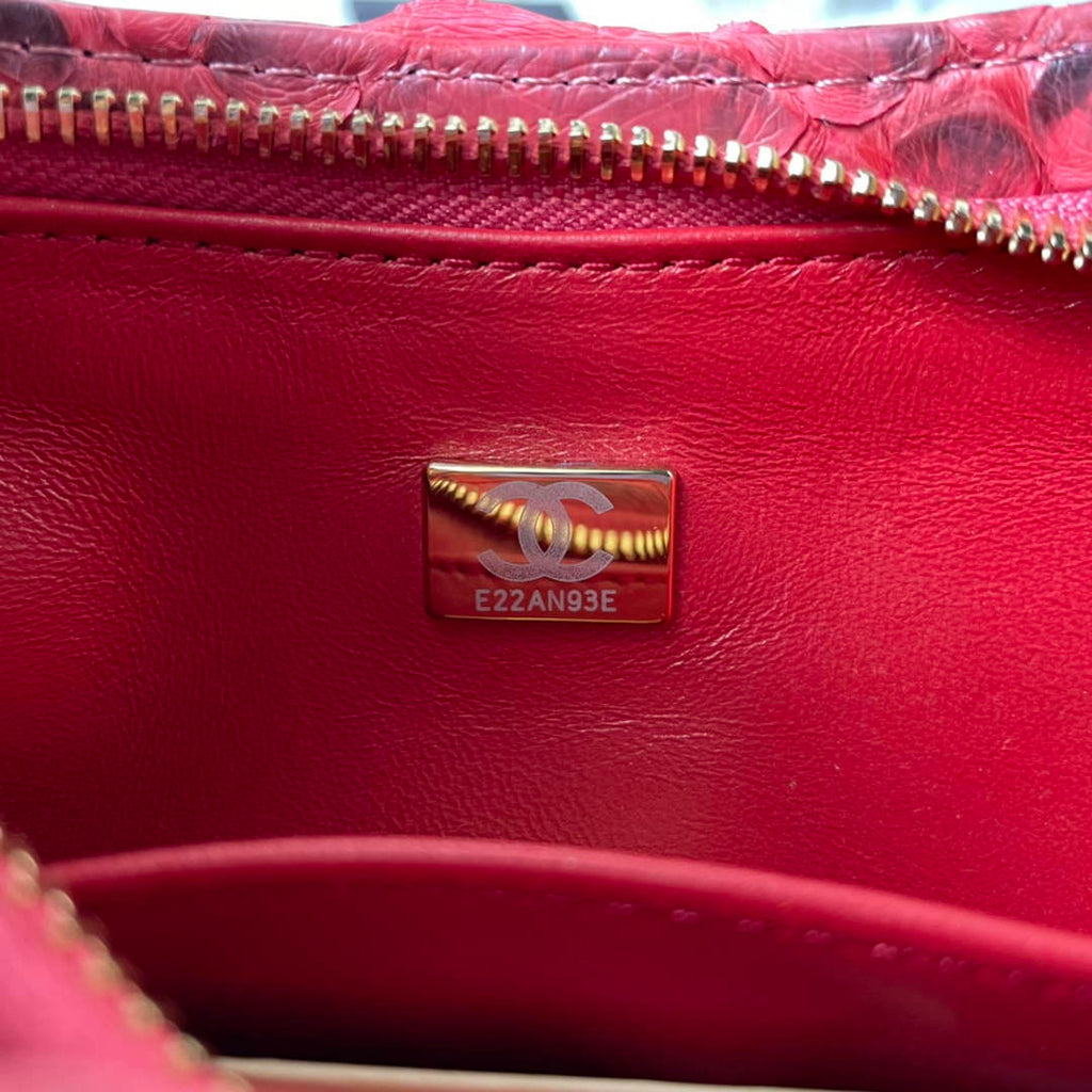 Chanel AS3562 Hobo Handbag Snake & Gold-Tone Metal Red