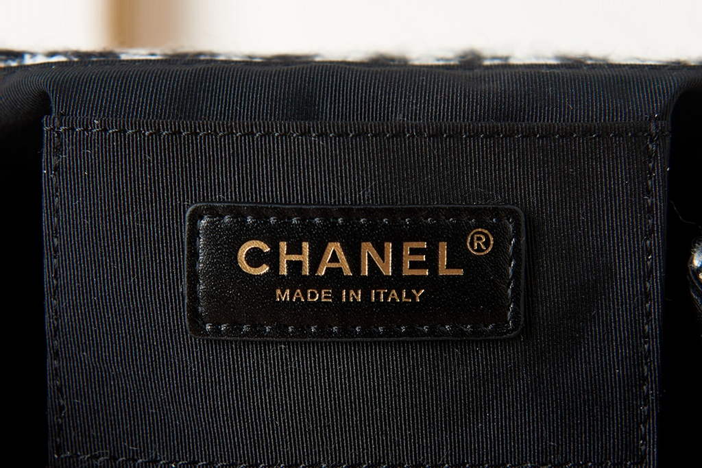 Chanel AS3572 Mini Flap Bag Wool tweed calfskin White