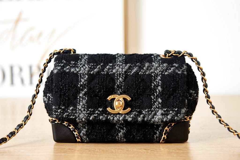 Chanel AS3572 Mini Flap Bag Wool tweed calfskin Black