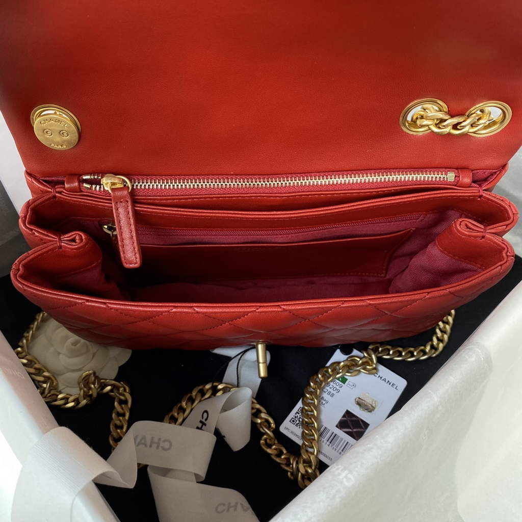 Chanel AS3609 Flap Bag Lambskin Red