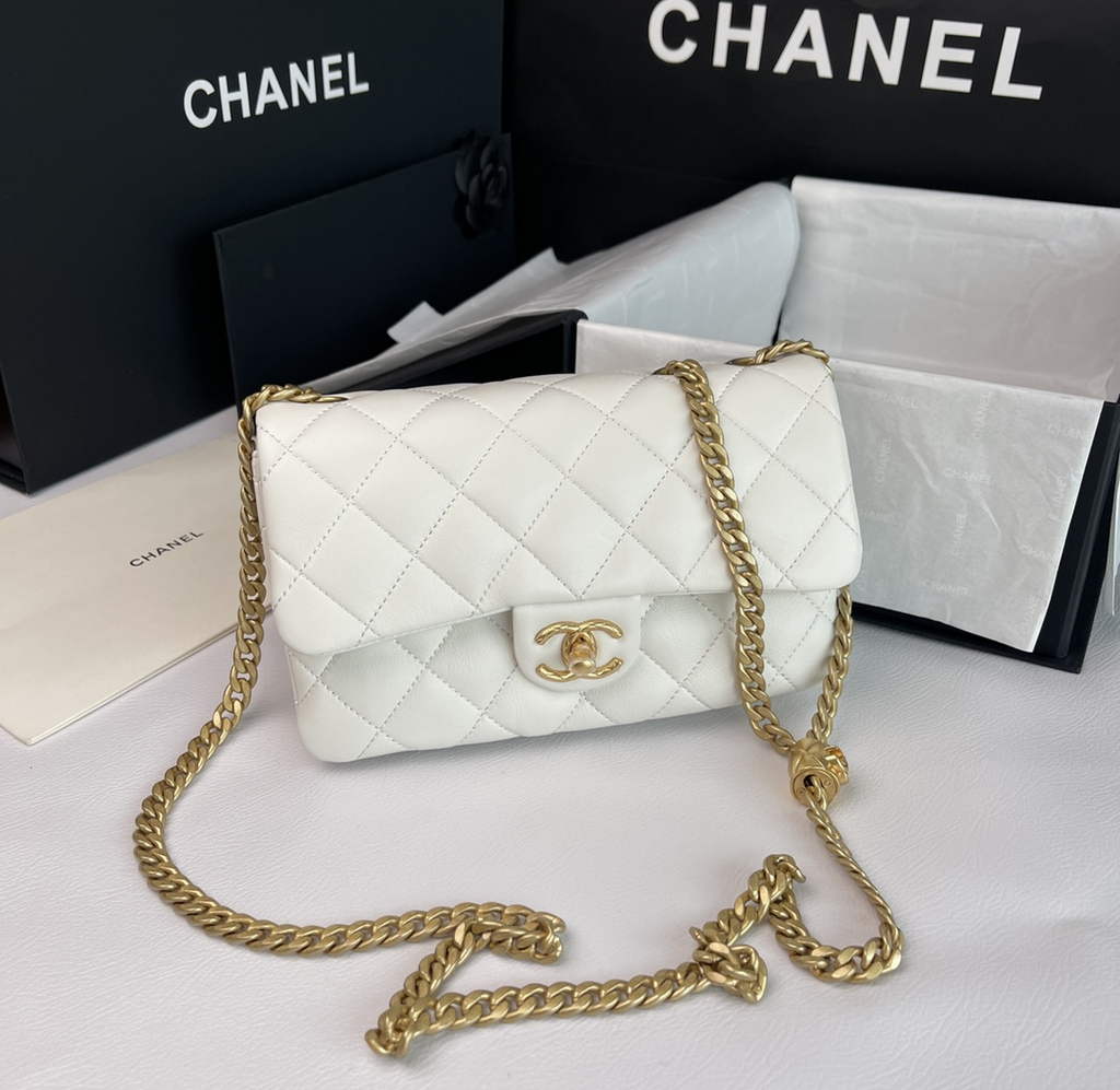 Chanel AS3609 Flap Bag Lambskin White