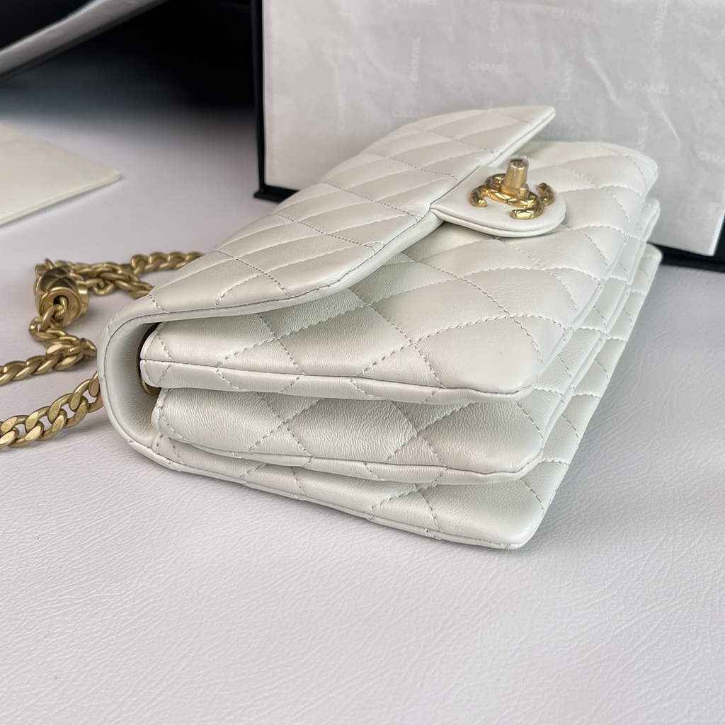 Chanel AS3609 Flap Bag Lambskin White