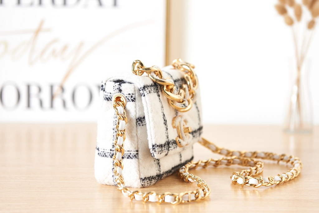 Chanel AS3611 Small Flap Bag Wool tweed gold-tone White