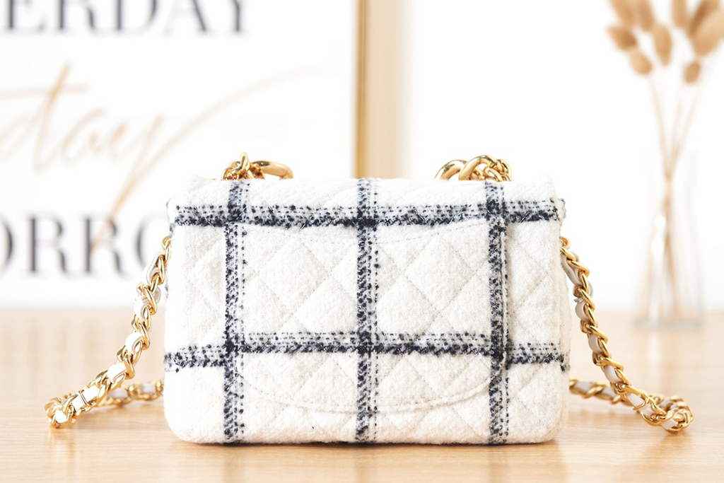 Chanel AS3611 Small Flap Bag Wool tweed gold-tone White