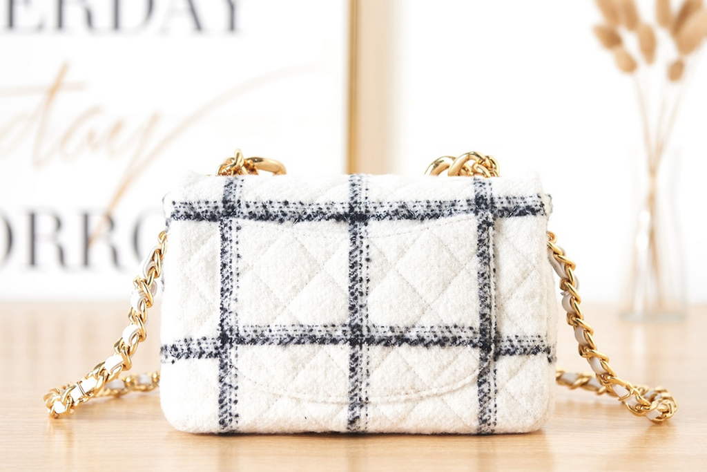 Chanel AS3611 Small Flap Bag Wool tweed gold-tone White