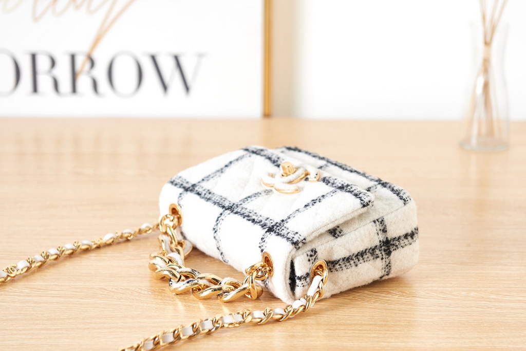 Chanel AS3611 Small Flap Bag Wool tweed gold-tone White