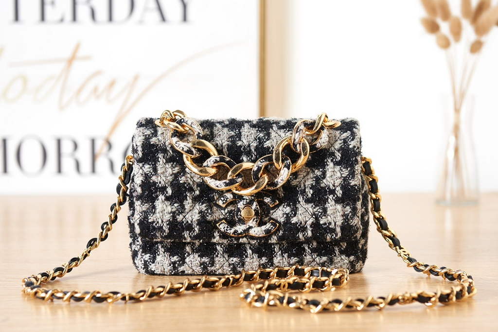 Chanel AS3611 Small Flap Bag Wool tweed gold-tone Gray