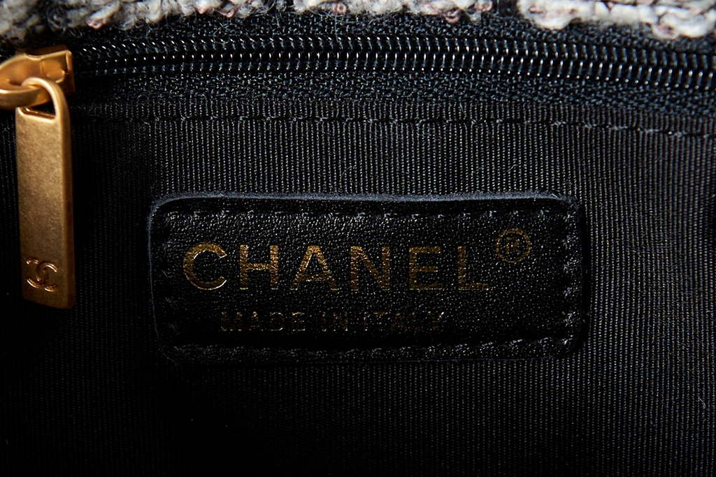 Chanel AS3611 Small Flap Bag Wool tweed gold-tone Gray