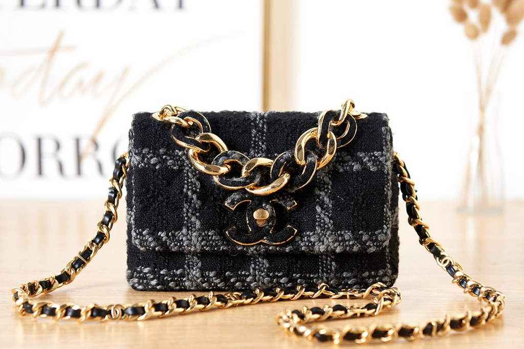Chanel AS3611 Small Flap Bag Wool tweed gold-tone Black