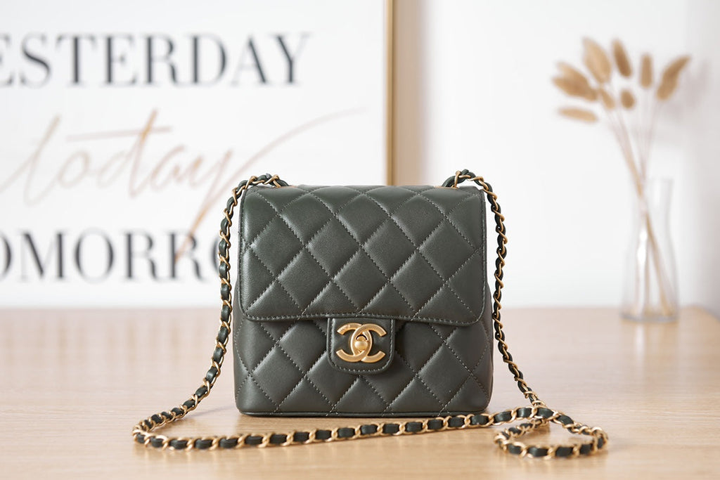 Chanel AS3648 Mini Flap Bag Lambskin Gold-Tone Metal Green