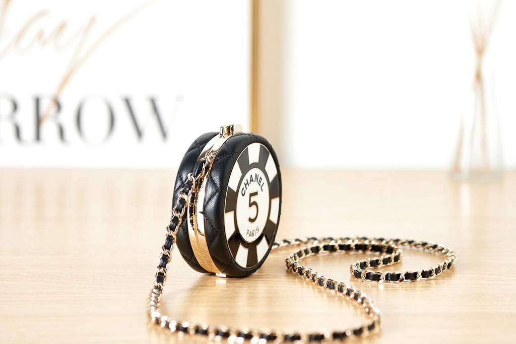 Chanel AS3669 vanity cases Shoulder Bag in black