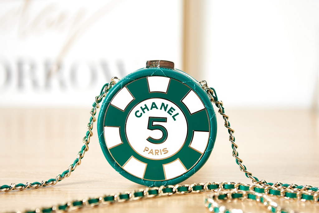 Chanel AS3669 vanity cases Shoulder Bag in Green