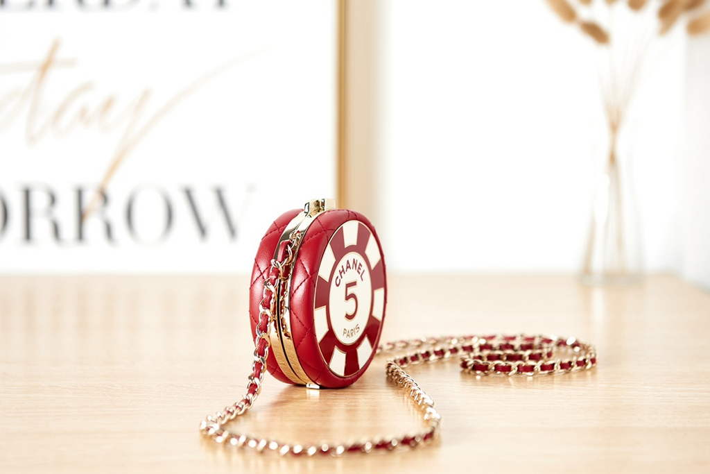 Chanel AS3669 vanity cases Shoulder Bag in Red