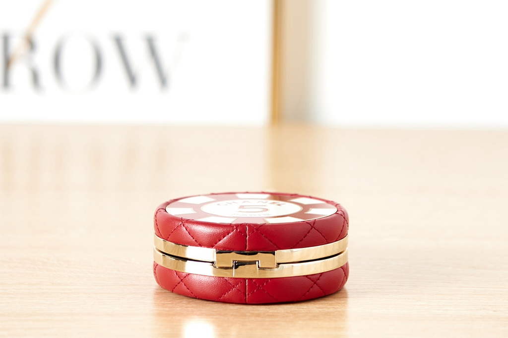 Chanel AS3669 vanity cases Shoulder Bag in Red