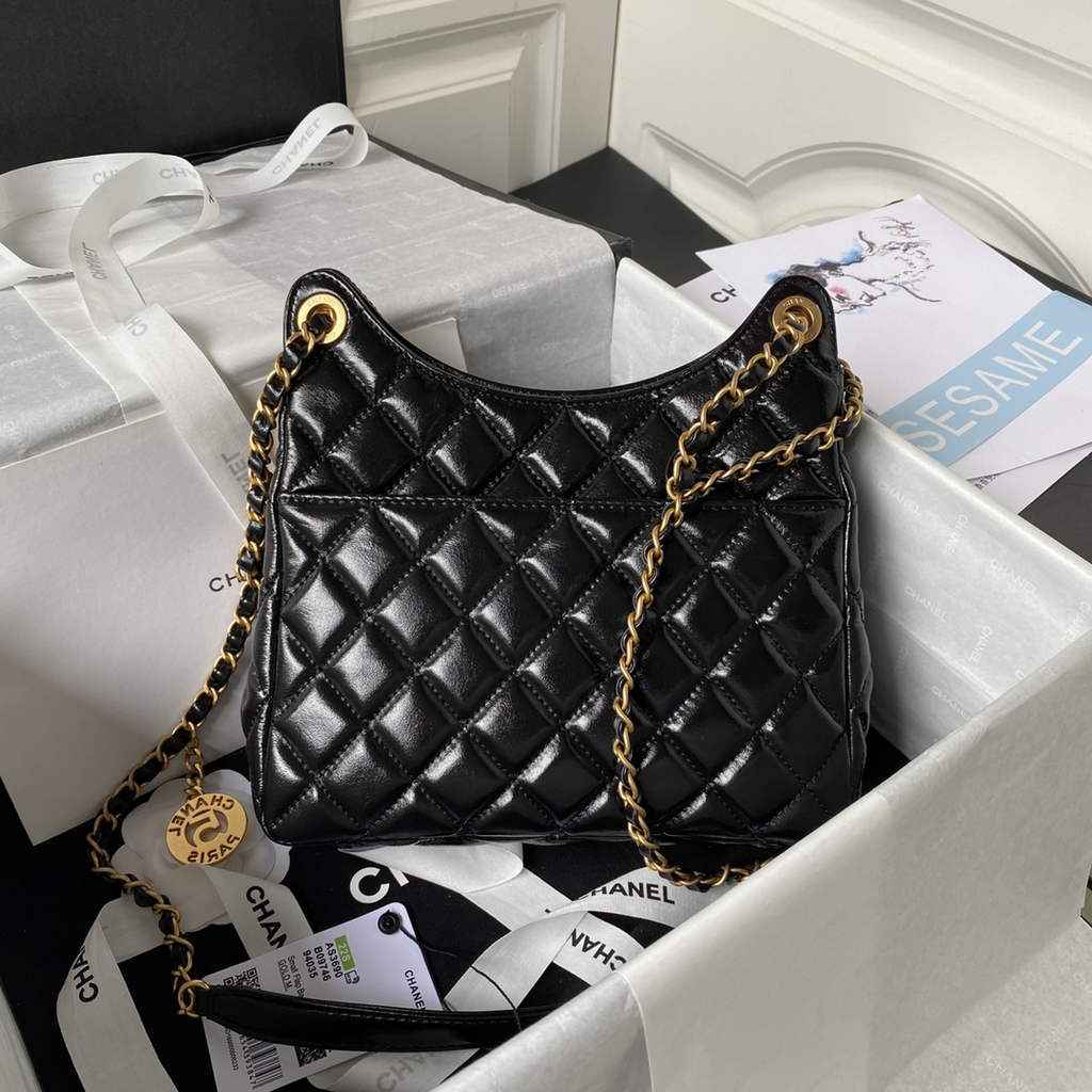 Chanel AS3690 Hobo Bag Shiny crumpled calfskin Black gold
