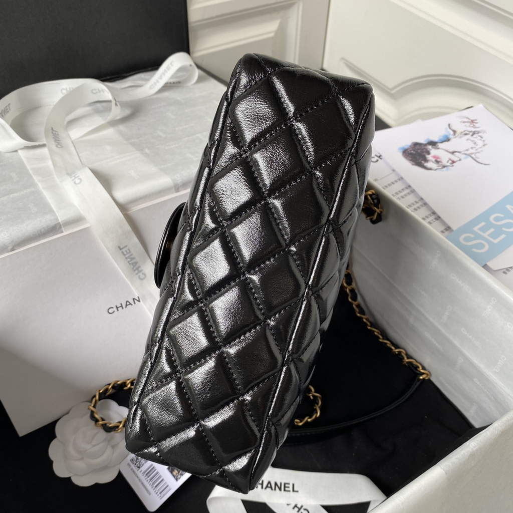 Chanel AS3690 Hobo Bag Shiny crumpled calfskin Black gold