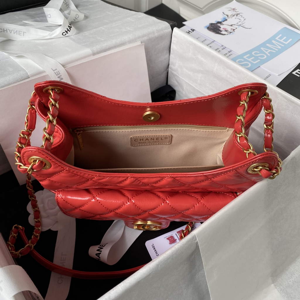 Chanel AS3690 Hobo Bag Shiny crumpled calfskin Red gold