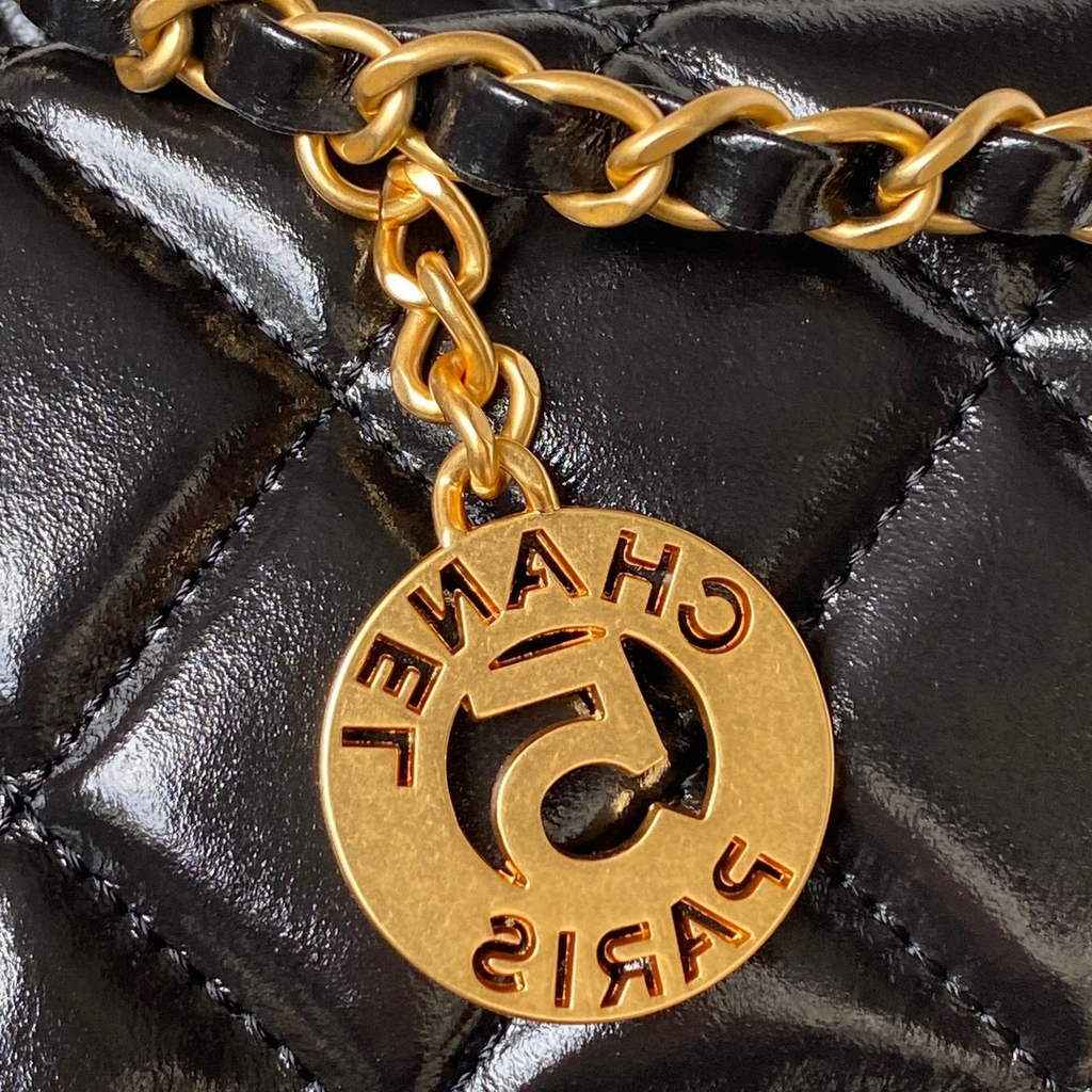Chanel AS3693 Large Hobo Bag Shiny crumpled calfskin Black gold