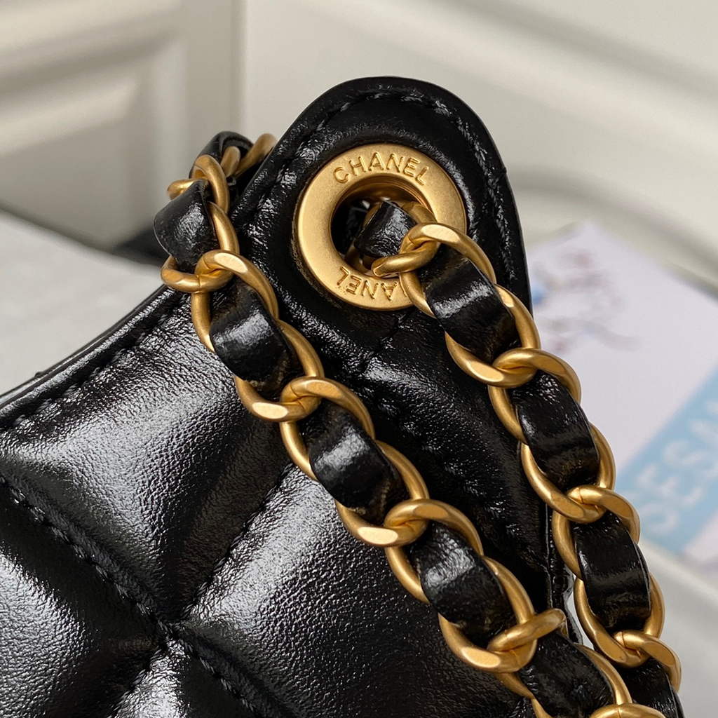 Chanel AS3693 Large Hobo Bag Shiny crumpled calfskin Black gold