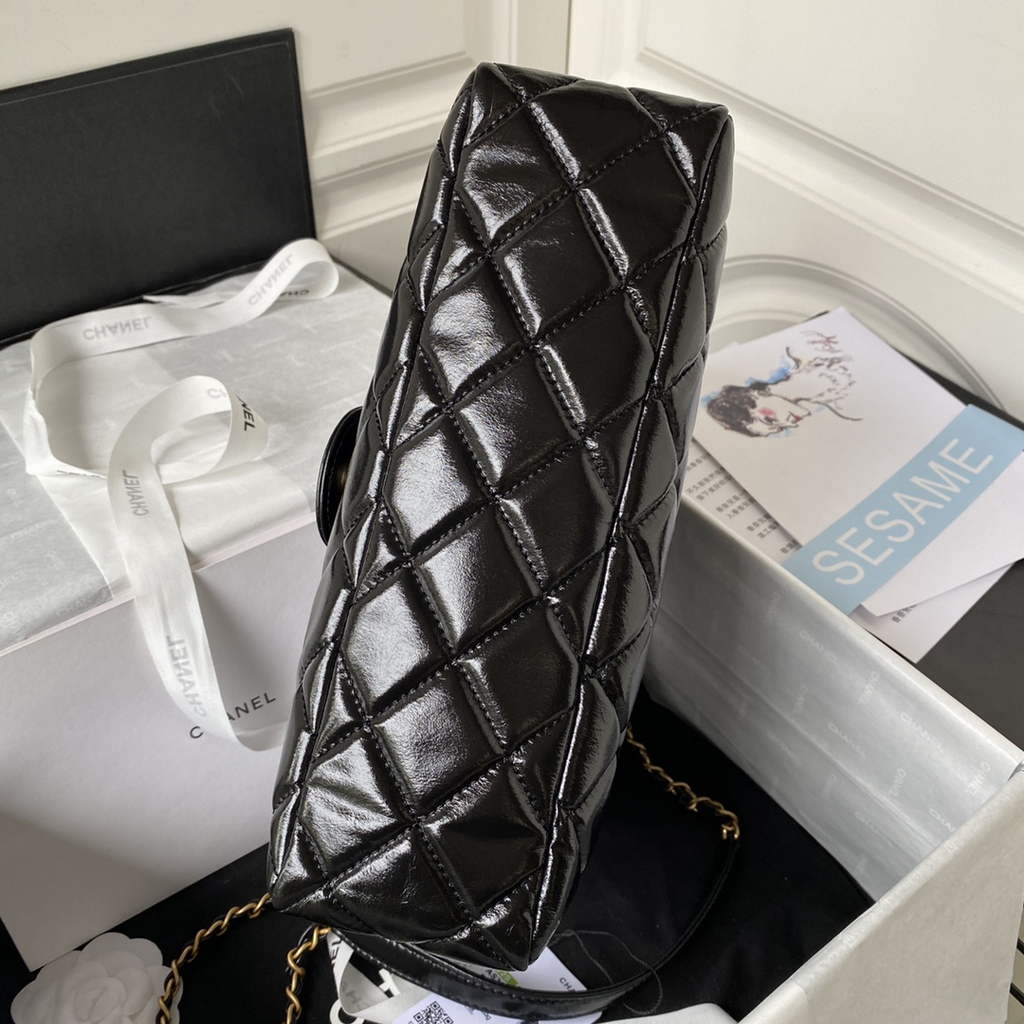 Chanel AS3693 Large Hobo Bag Shiny crumpled calfskin Black gold