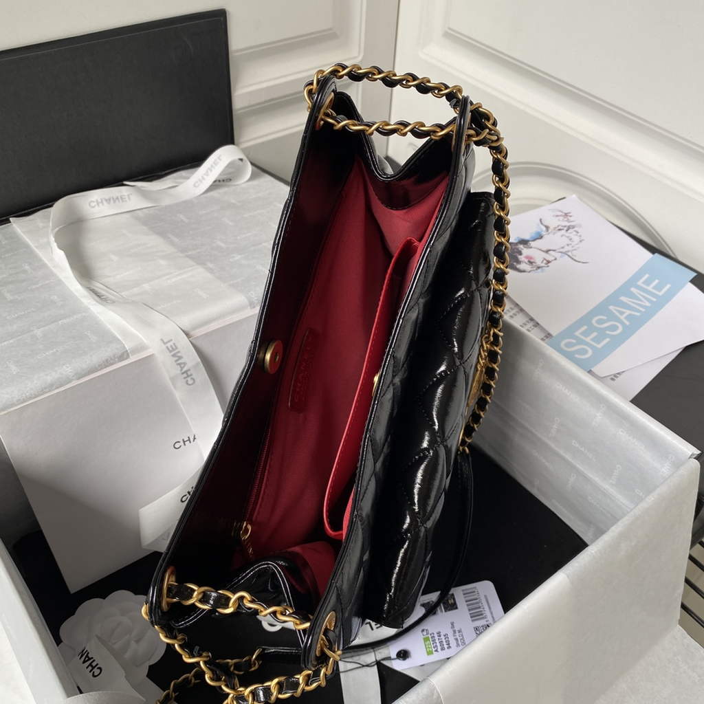 Chanel AS3693 Large Hobo Bag Shiny crumpled calfskin Black gold
