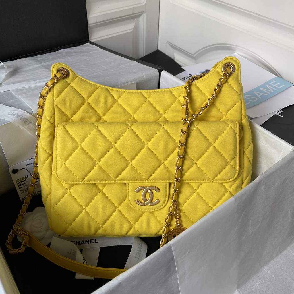Chanel AS3693 Large Hobo Bag Wool Jersey Yellow gold
