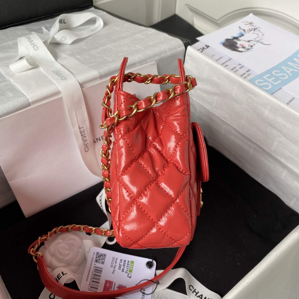 Chanel AS3710 Small Hobo Bag Shiny crumpled calfskin Red gold