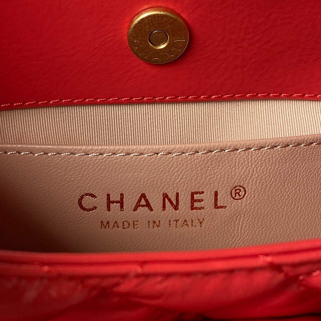 Chanel AS3710 Small Hobo Bag Shiny crumpled calfskin Red gold