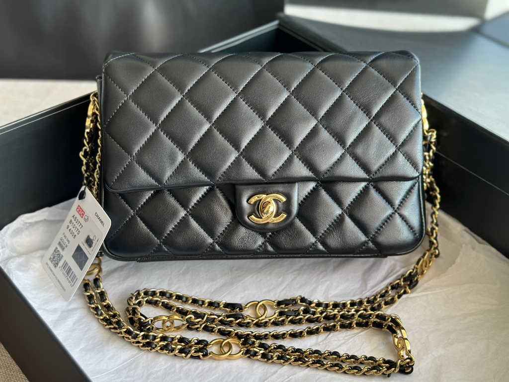 Chanel AS3777 Small flap bag Lambskin gold-tone metal Black
