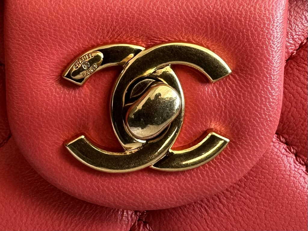 Chanel AS3777 Small flap bag Lambskin gold-tone metal Red
