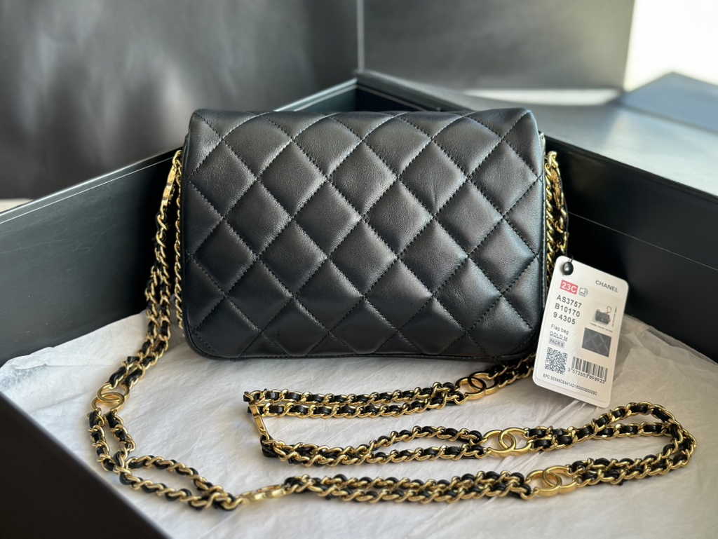 Chanel AS3757 Mini flap bag Lambskin gold-tone metal Black