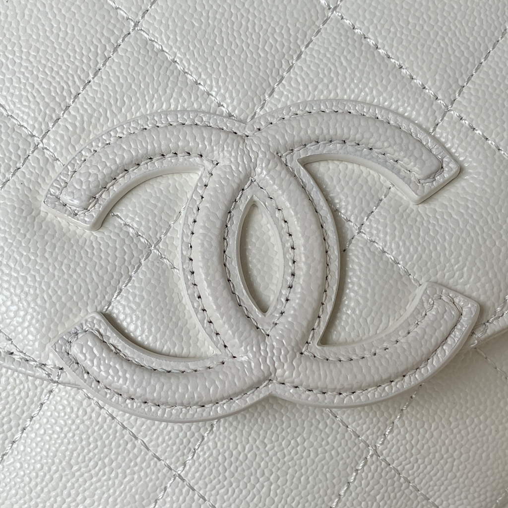 Chanel AS3867 Mini Messenger Bag Grained calfskin White