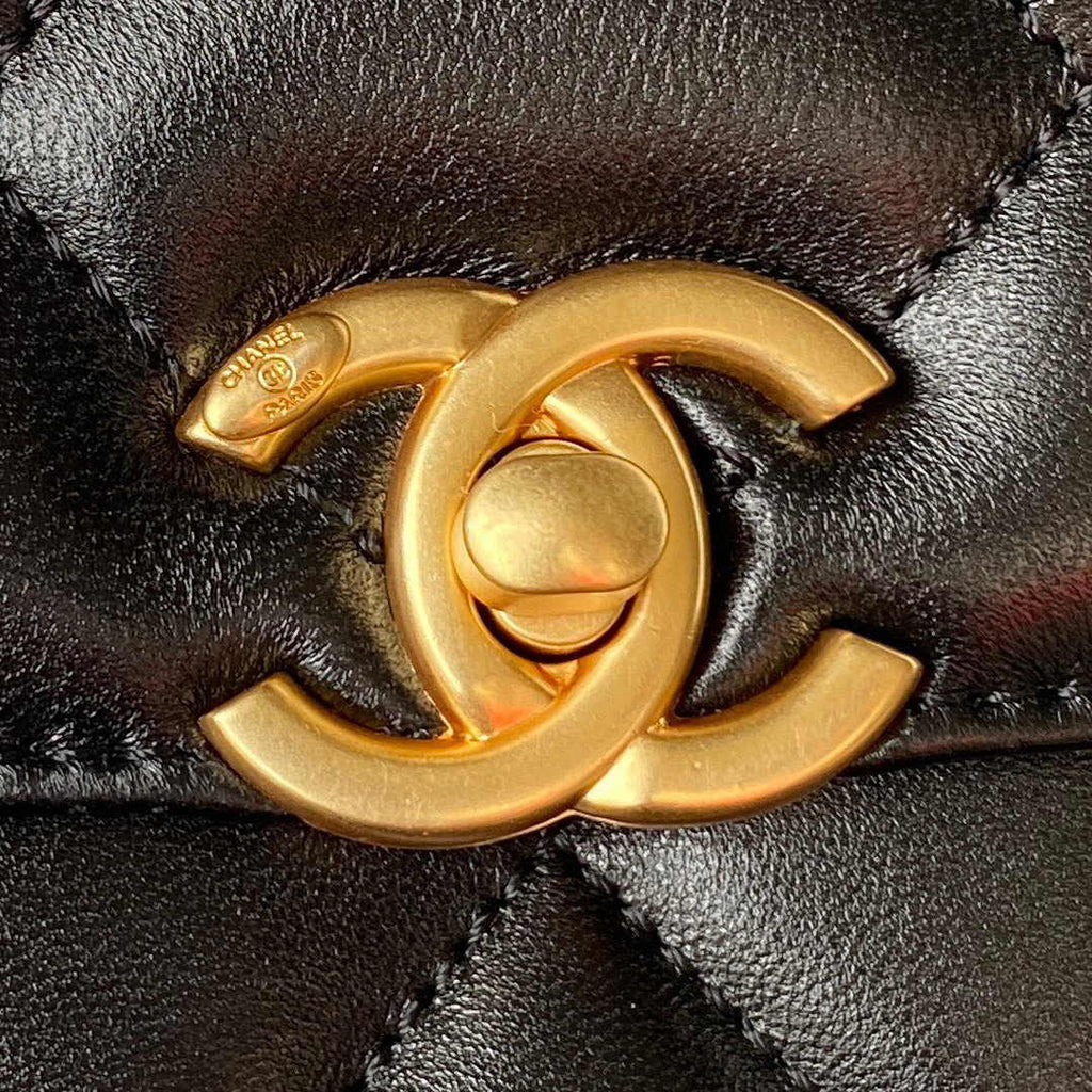Chanel AS3884 Small Flap bag Lambskin gold-tone metal Black
