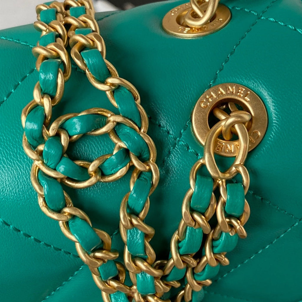 Chanel AS3884 Small Flap bag Lambskin gold-tone metal Green