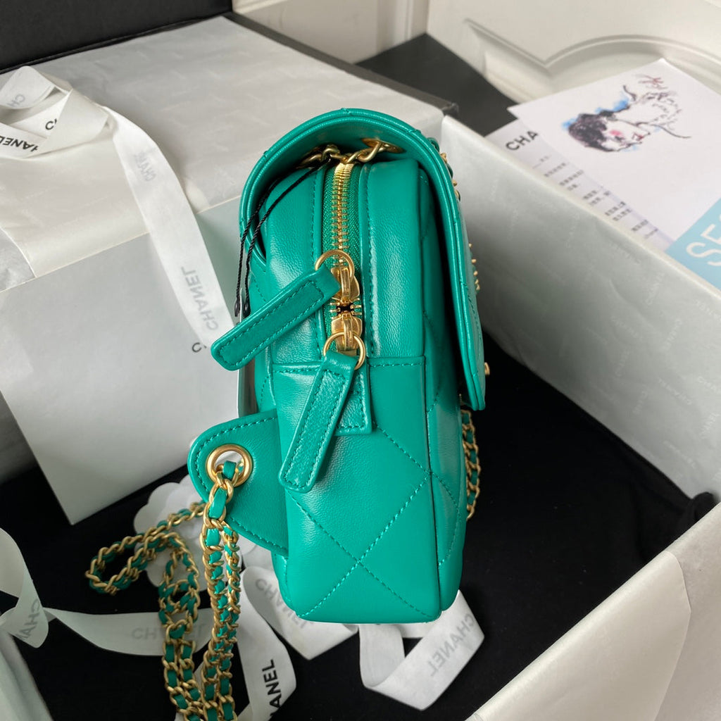 Chanel AS3884 Small Flap bag Lambskin gold-tone metal Green