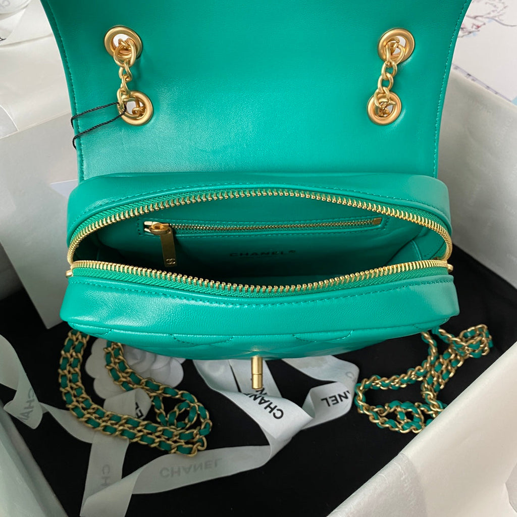 Chanel AS3884 Small Flap bag Lambskin gold-tone metal Green