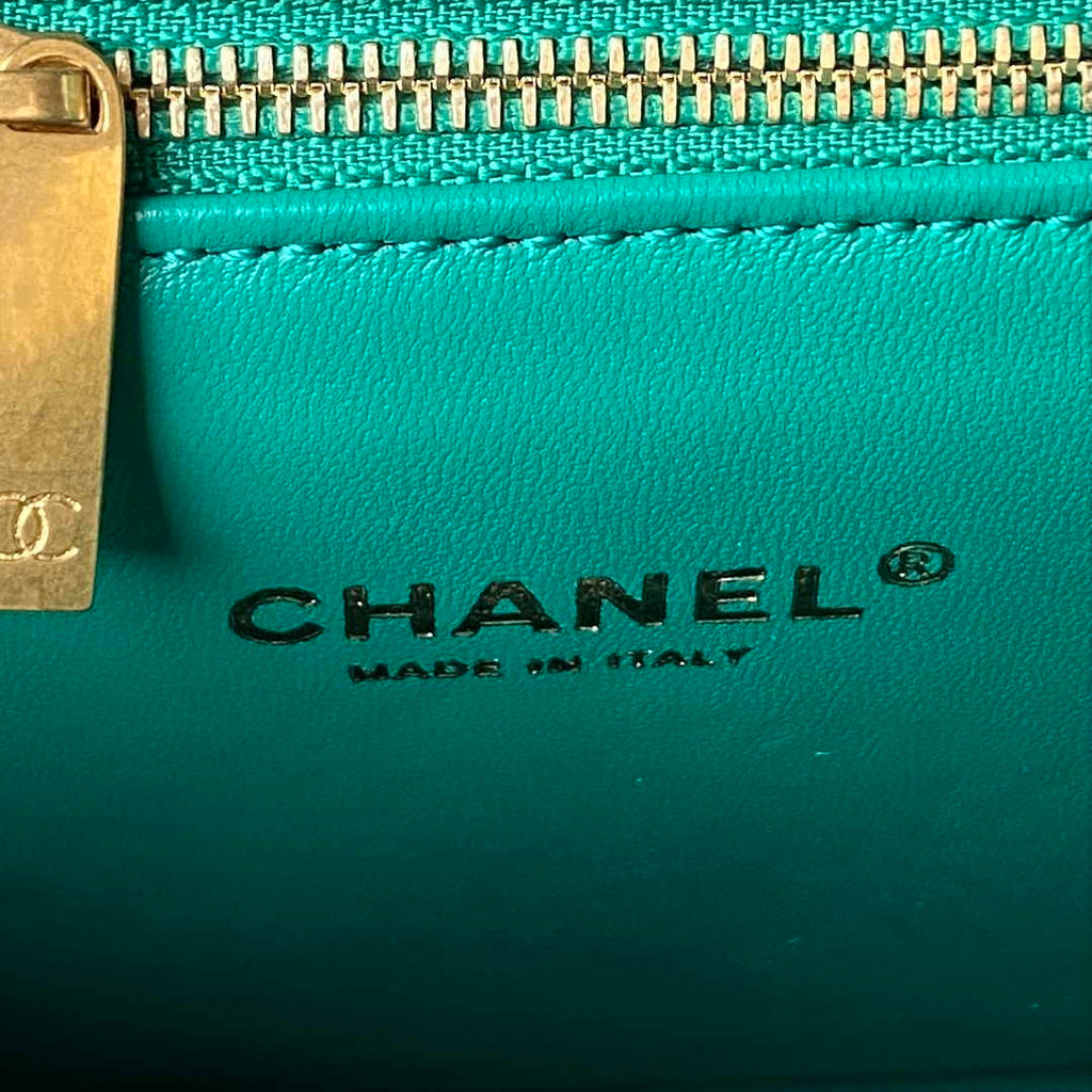 Chanel AS3884 Small Flap bag Lambskin gold-tone metal Green