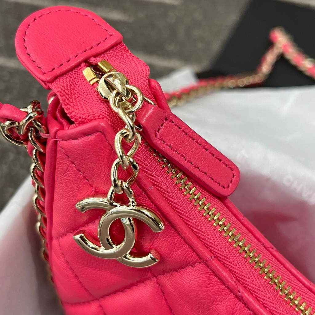 Chanel AS3917 Small Hobo Bag Lambskin Shiny Light Gold Metal Pink