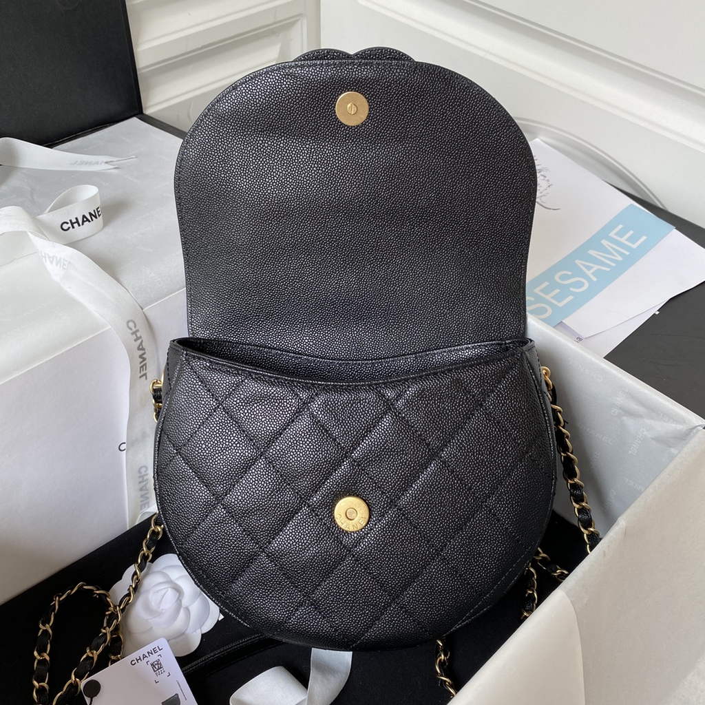 Chanel AS3919 Small Messenger Bag Grained calfskin Black