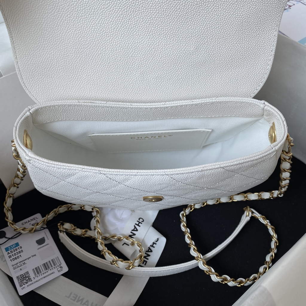 Chanel AS3919 Small Messenger Bag Grained calfskin White