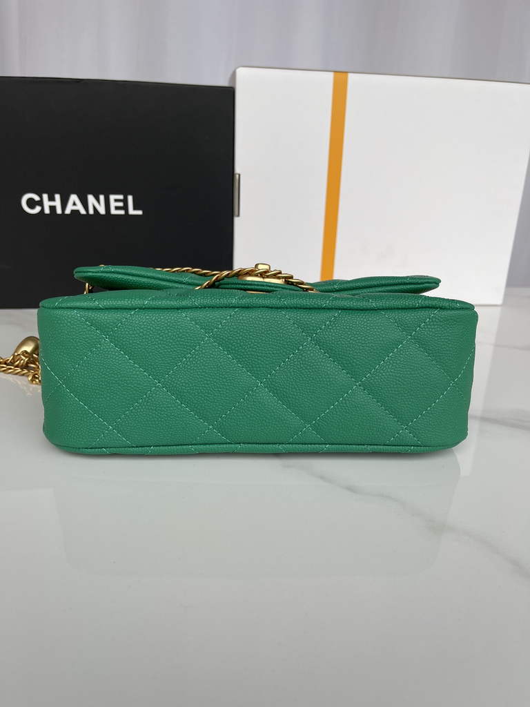 Chanel AS3921 Small Flap Bag Grained Calfskin Gold-Tone Metal Green