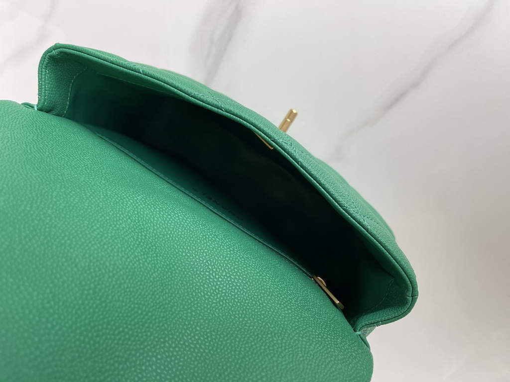 Chanel AS3921 Small Flap Bag Grained Calfskin Gold-Tone Metal Green