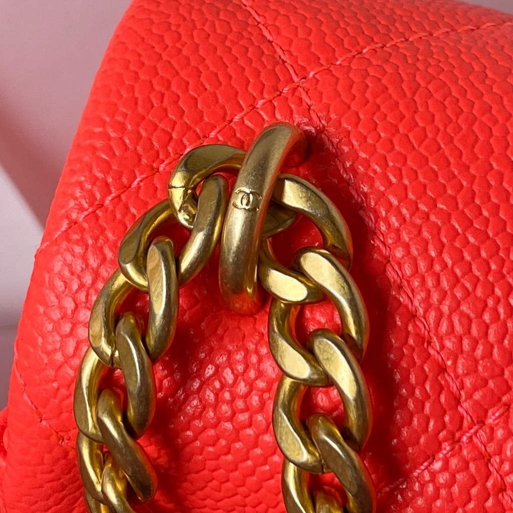 Chanel AS3921 Small Flap Bag Grained Calfskin Gold-Tone Metal Red