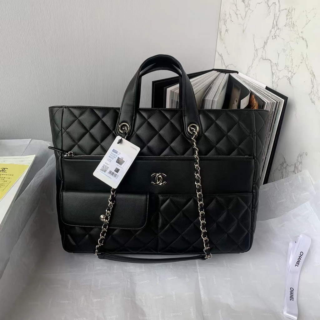 Chanel AS3928 Large Shopping Bag Lambskin In Black