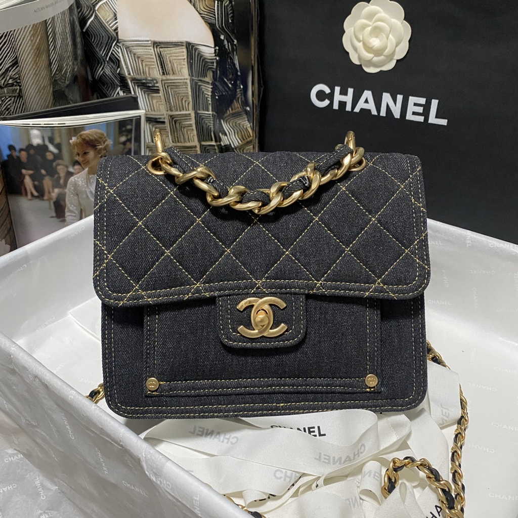 Chanel AS3932 Flap Bag Lambskin Denim black