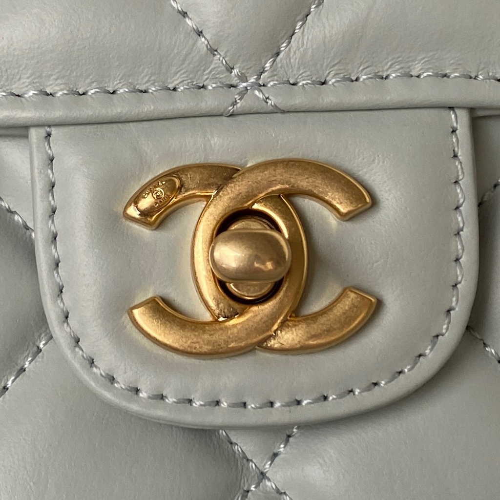 Chanel AS3932 Flap Bag Lambskin Gray